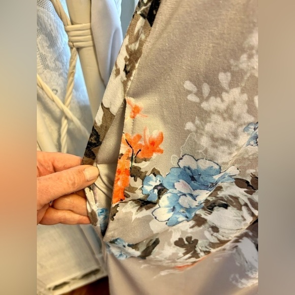 Maxi Dress Grey with Blue Pink White Flowers Round Neck Pockets size Large - Picture 8 of 16